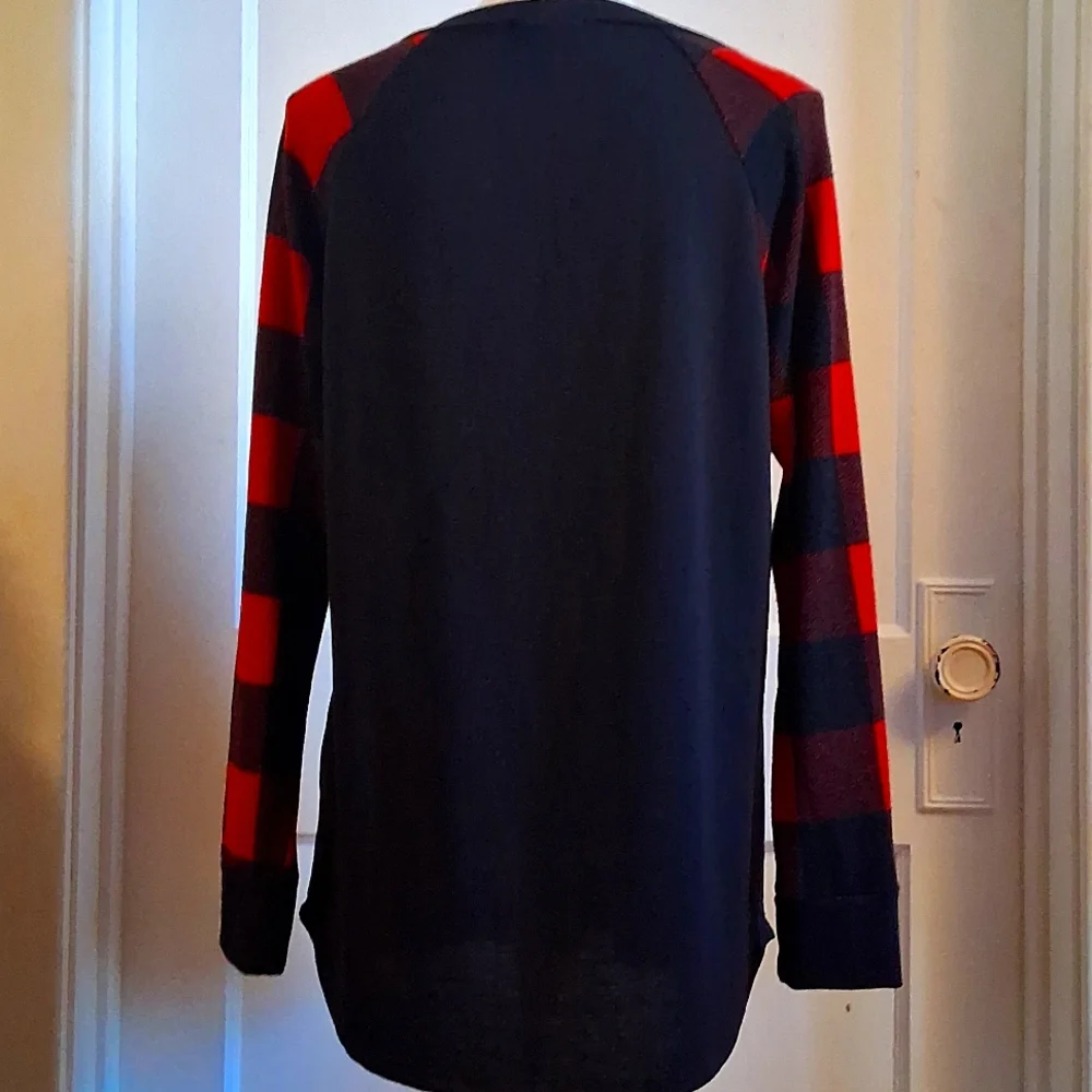 Black and Red Women's Top - Picture 3 of 3